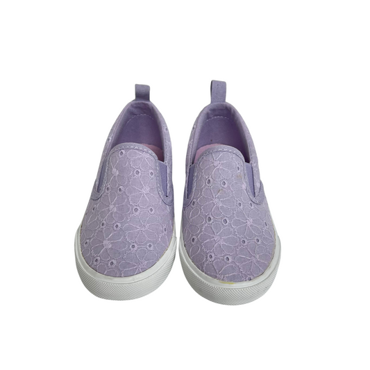 Old Navy Slip Ons (Size 7)